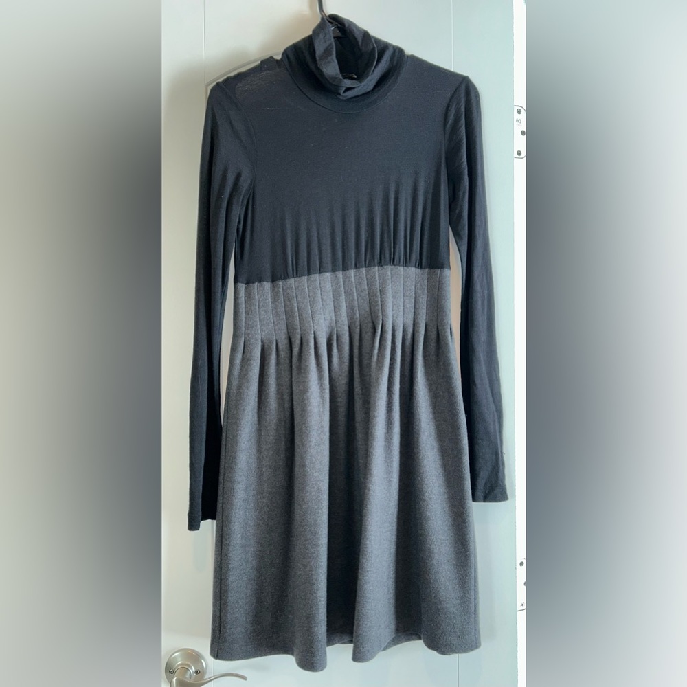 Theory Wool Pleated Long Sleeve Dress